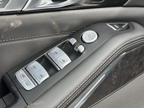 Used 2026 BMW X7 xDrive40i image 15