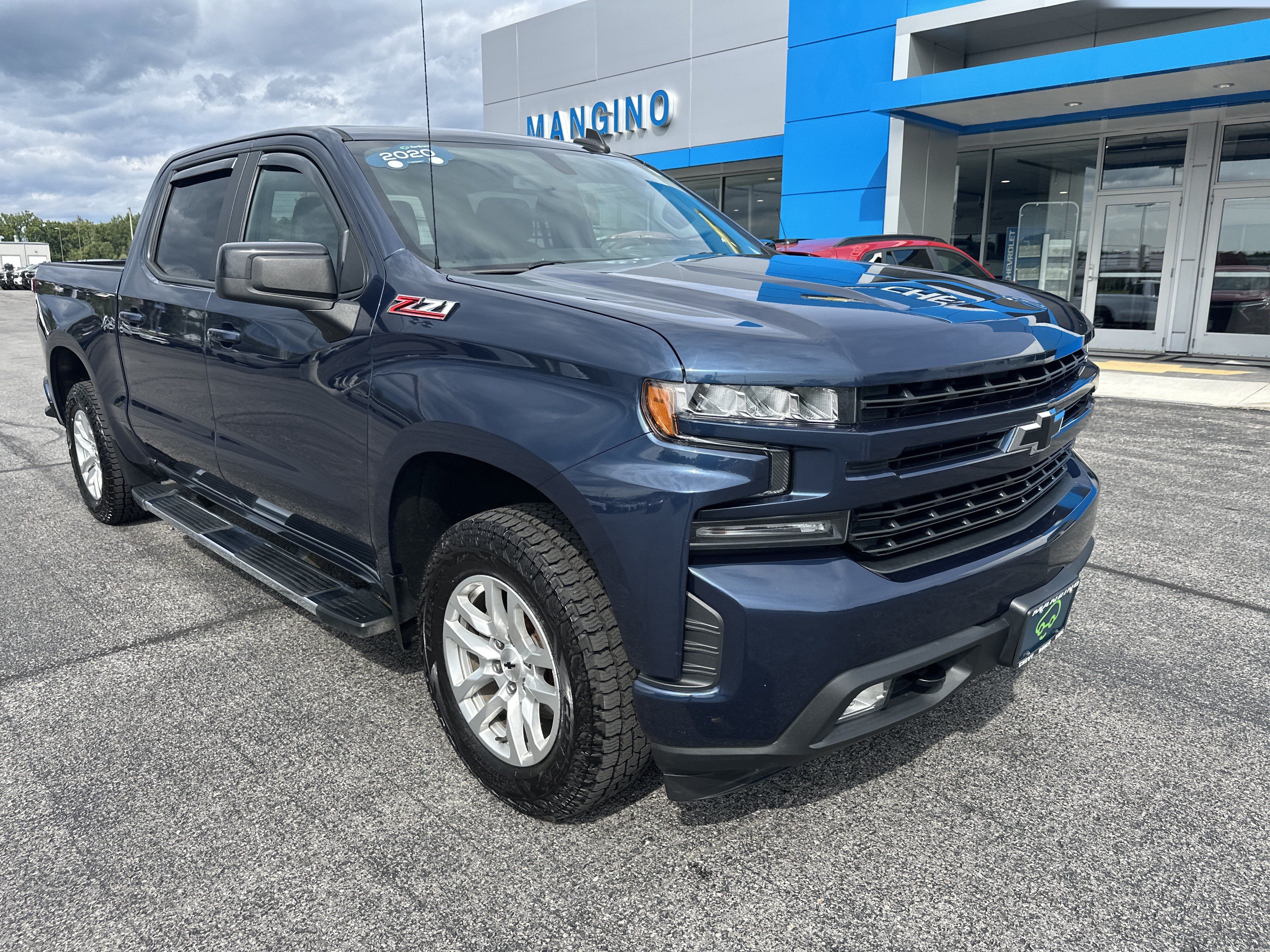 Certified 2020 Chevrolet Silverado 1500 RST AWD/4WD image 2