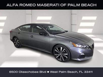 Used 2022 Nissan Altima 2.5 SR