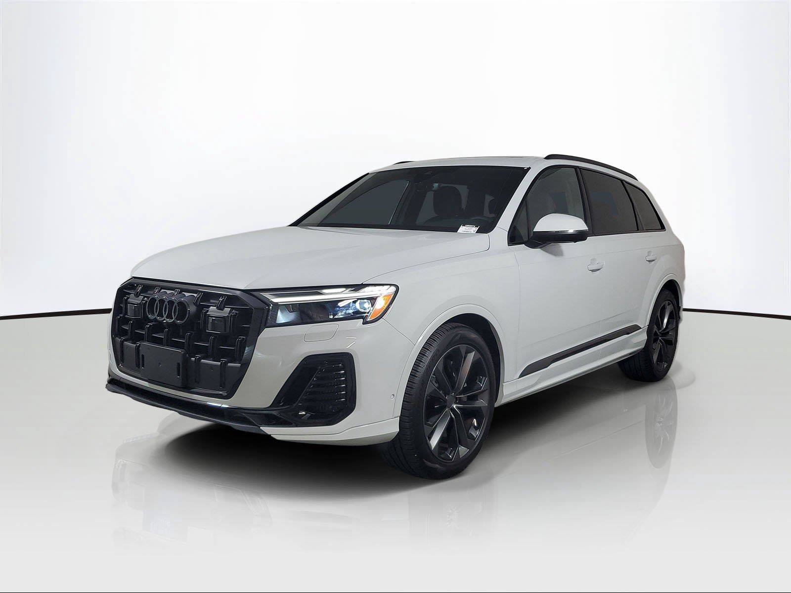 Used 2026 Audi Q7 3.0T Premium Plus AWD/4WD image 3