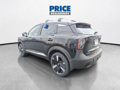 New 2026 Nissan Kicks SR w/ Cold Weather Package AWD/4WD image 7