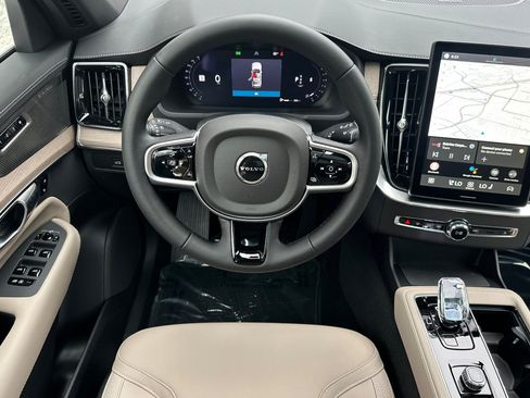 New 2026 Volvo XC90 B6 Plus AWD/4WD image 11