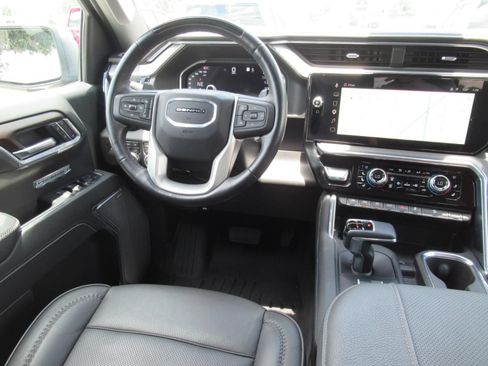 Used 2026 GMC Sierra 1500 Denali AWD/4WD image 13
