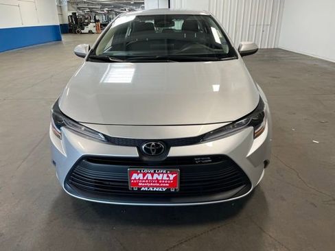 Used 2024 Toyota Corolla LE FWD image 8