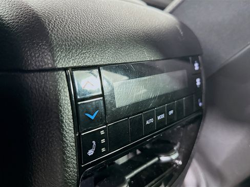 Used 2022 Jeep Grand Cherokee L Limited AWD/4WD image 27