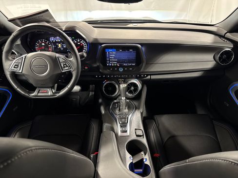 Used 2024 Chevrolet Camaro SS RWD image 4