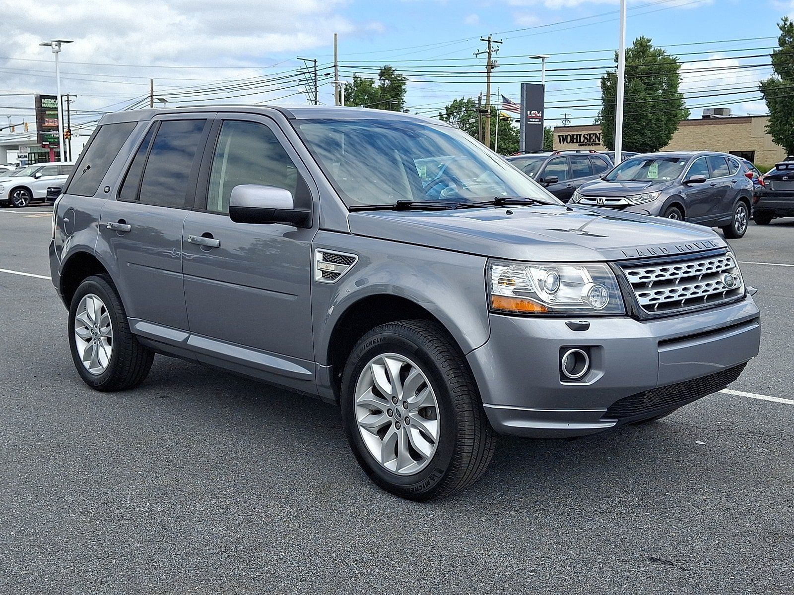 Used 2013 Land Rover LR2 AWD/4WD image 3