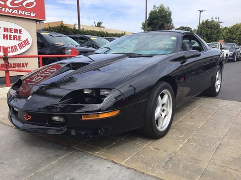 Used 1996 Chevrolet Camaro Z28 image 3