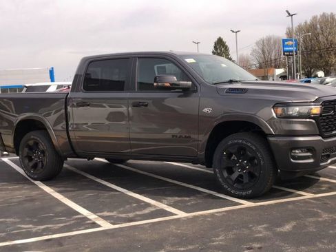New 2026 RAM 1500 4x4 Crew Cab image 2