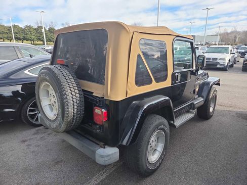 Used 2002 Jeep Wrangler Sahara image 4