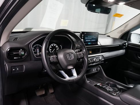 Used 2024 Honda Pilot EX-L image 7