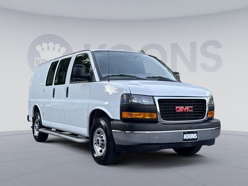Used 2024 GMC Savana 2500 w/ Driver Convenience Package RWD image 10