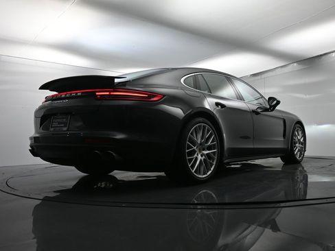 Used 2018 Porsche Panamera 4S image 49