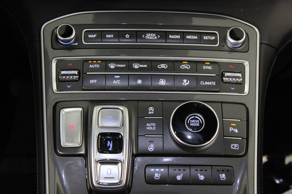 Certified 2023 Hyundai Santa Fe Calligraphy FWD image 23