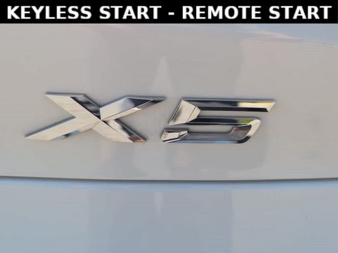Used 2023 BMW X5 xDrive40i w/ Premium Package AWD/4WD image 7