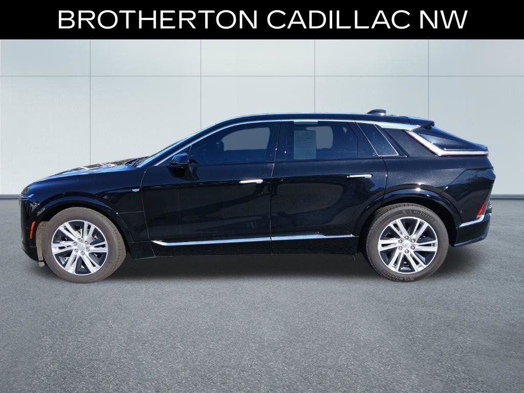 Certified 2024 Cadillac Lyriq Tech w/ Driver Assist Package AWD/4WD image 2