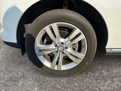 Used 2015 Mercedes-Benz ML 350 4MATIC image 8