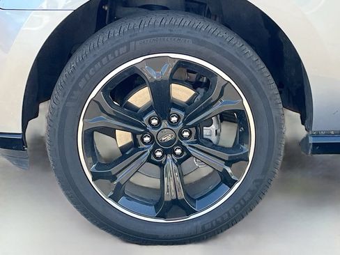 Used 2024 Ford Expedition Limited RWD image 34