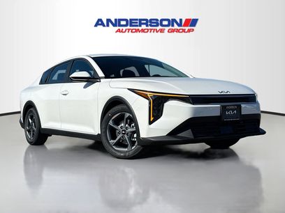 New 2026 Kia K4 LXS