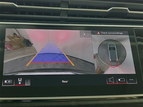 New 2026 Audi Q7 2.0T Premium image 17