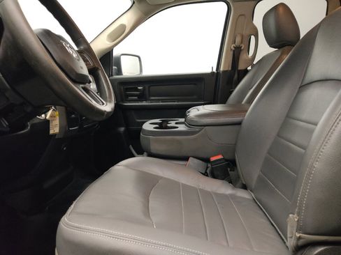 Used 2020 RAM 1500 Tradesman image 17