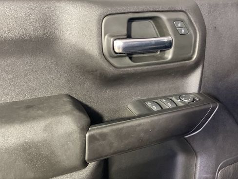 Used 2023 Chevrolet Silverado 1500 Custom AWD/4WD image 29