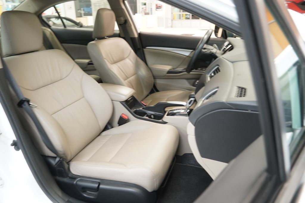 Used 2013 Honda Civic EX-L image 31
