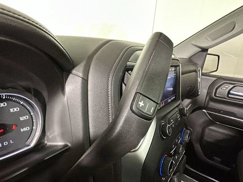 Used 2020 Chevrolet Silverado 1500 LTZ AWD/4WD image 24