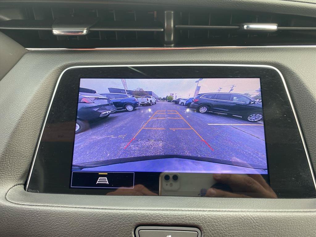Used 2023 Cadillac XT4 Premium Luxury w/ Cold Weather Package AWD/4WD image 17