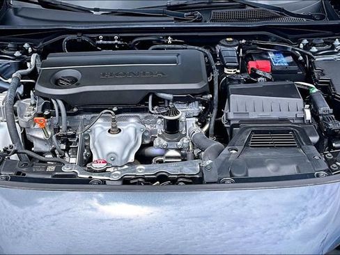 Used 2025 Honda Civic Sport image 33