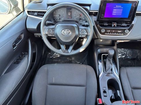 Certified 2025 Toyota Corolla LE FWD image 17