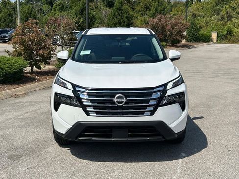 New 2026 Nissan Rogue SV AWD/4WD image 2