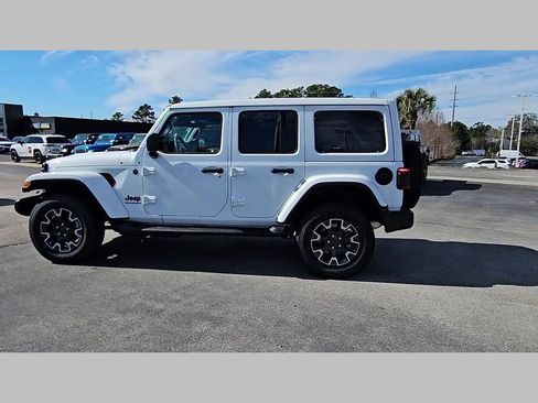 New 2026 Jeep Wrangler Sahara image 25