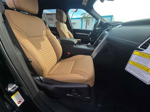 New 2026 Land Rover Discovery Limited Edition image 11