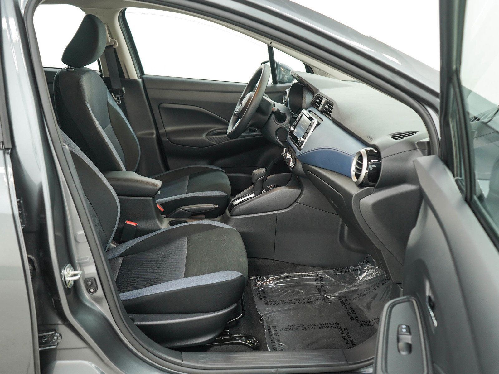 Used 2025 Nissan Versa SV w/ Trunk Package FWD image 11