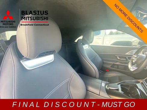 Used 2022 Mercedes-Benz SL 55 AMG 4MATIC w/ Driver Assistance Package image 34