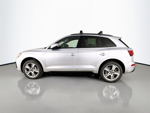 Certified 2025 Audi Q5 2.0T Premium image 4