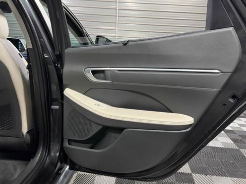 Used 2023 Hyundai Sonata Limited w/ Cargo Package image 36