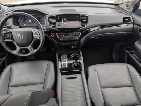 Used 2021 Honda Pilot Touring image 10