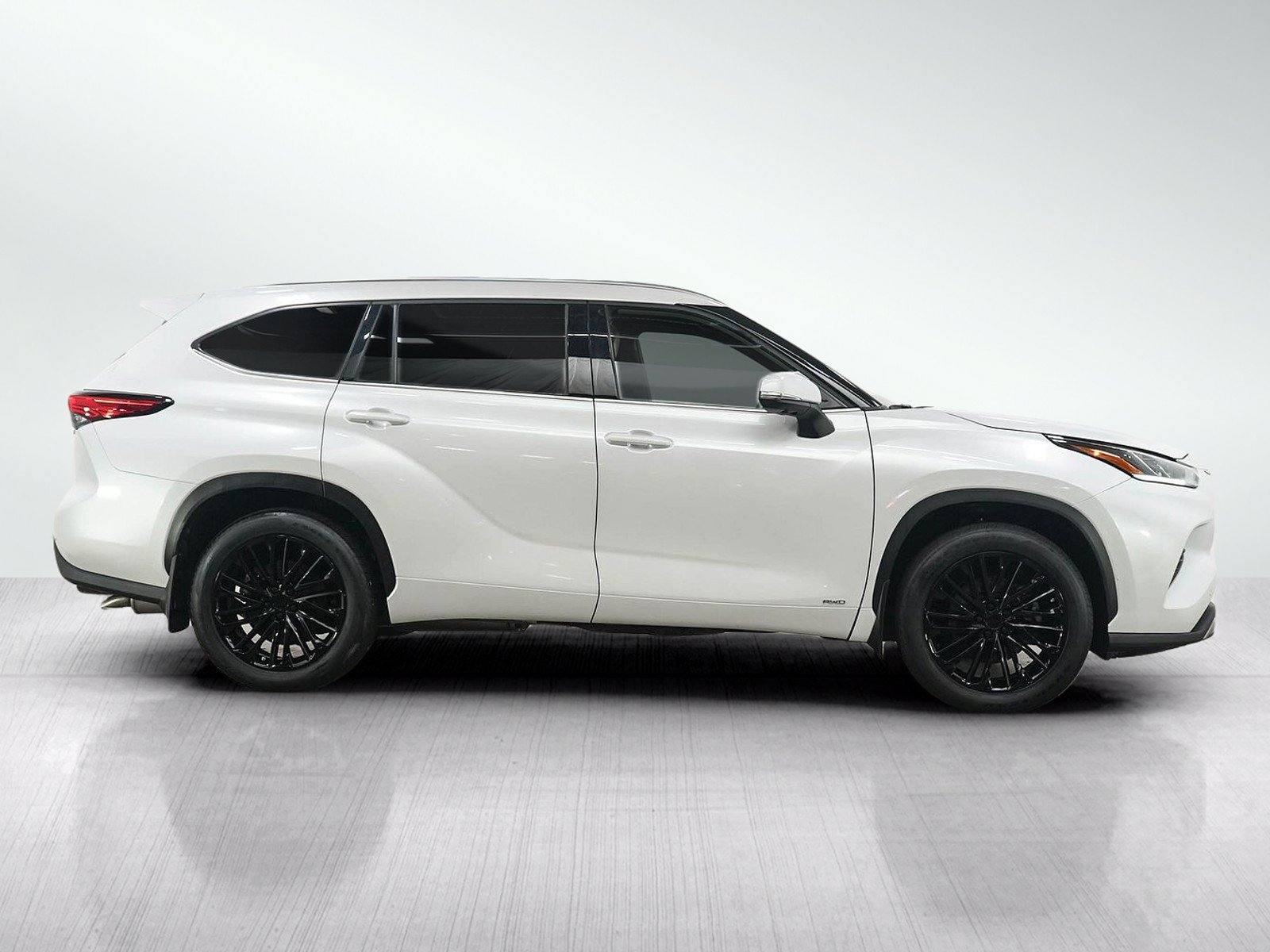 Used 2023 Toyota Highlander Platinum AWD/4WD image 6