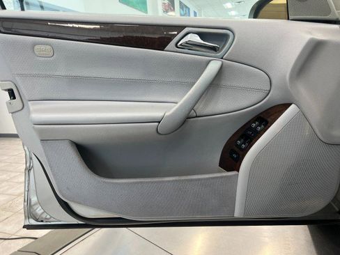 Used 2004 Mercedes-Benz C 240 Sedan image 12