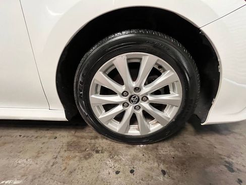Used 2020 Toyota Camry LE FWD image 45