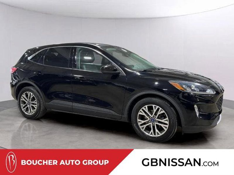Used 2022 Ford Escape SEL image 1
