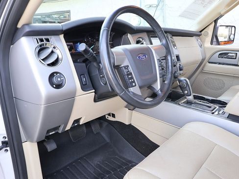 Used 2017 Ford Expedition Limited w/ Equipment Group 301A image 38