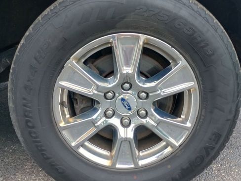 Used 2016 Ford F150 Lariat w/ Equipment Group 502A Luxury AWD/4WD image 26