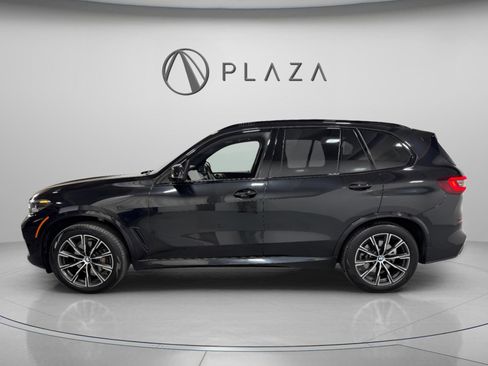 Certified 2023 BMW X5 xDrive40i w/ M Sport Package image 2