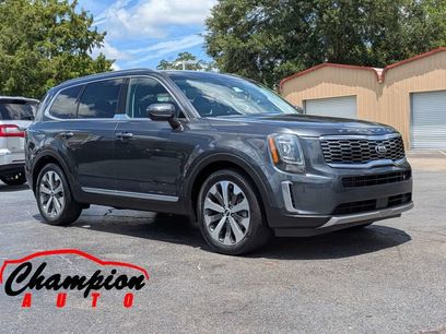 Used 2020 Kia Telluride S w/ S 8 Passenger Seating Package