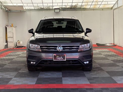 Used 2021 Volkswagen Tiguan SEL image 2