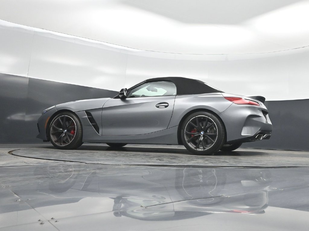 Used 2025 BMW Z4 M40i w/ Edition RWD image 49
