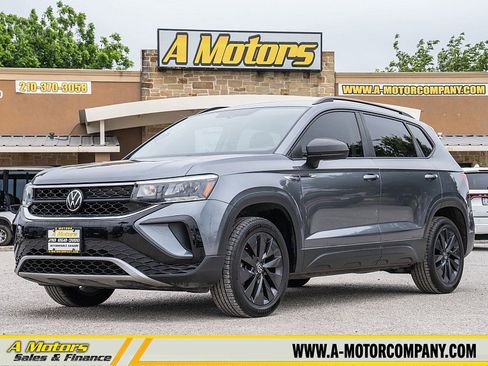 Used 2023 Volkswagen Taos S FWD image 1